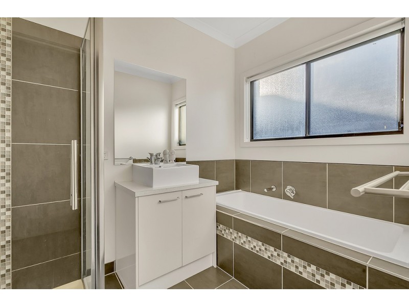7 Galton Circuit, Craigieburn VIC 3064
