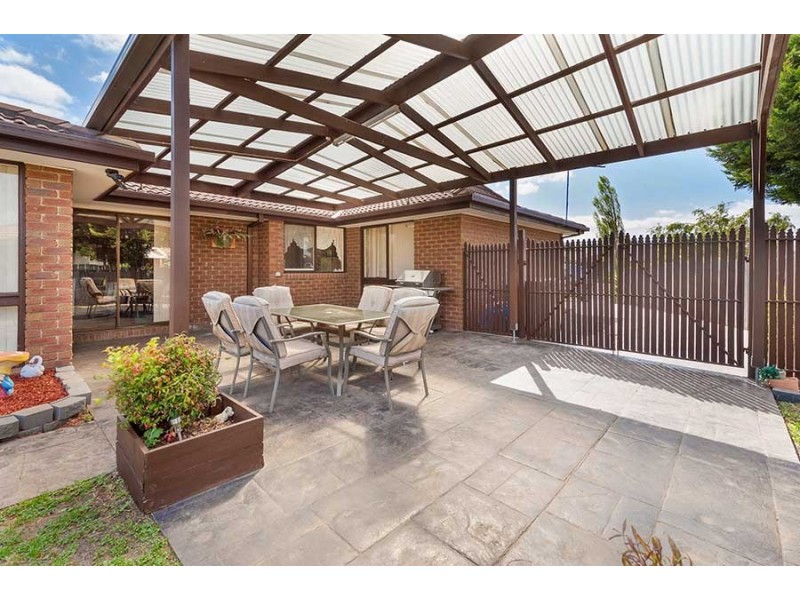 6 Tedburn Court, Craigieburn VIC 3064