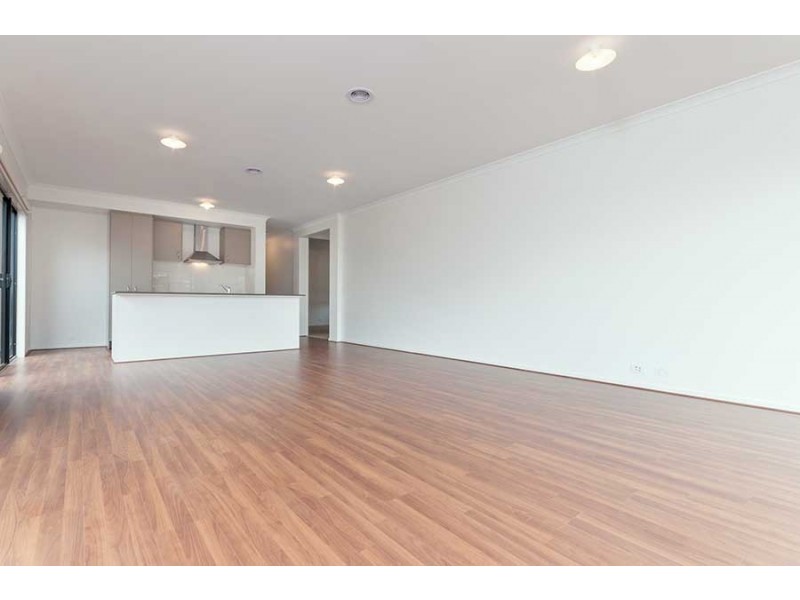 11 Yarradale Drive, Mickleham VIC 3064