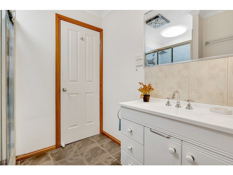 21B Robinson Street, Jacana VIC 3047