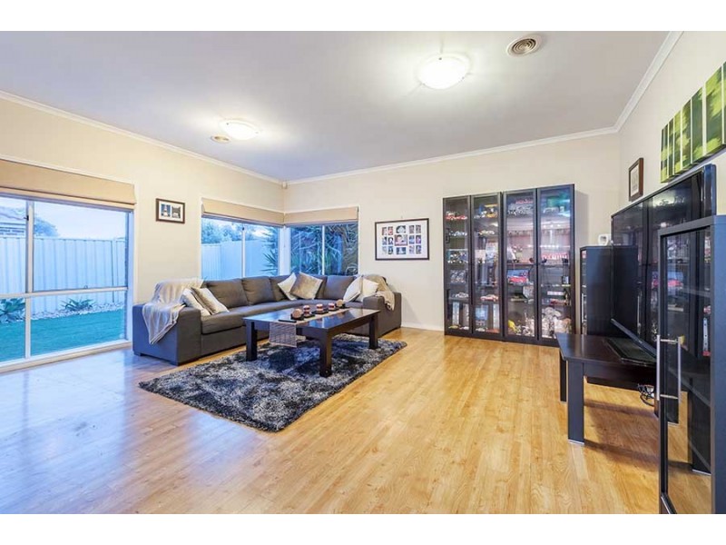 22 Tusmore Rise, Craigieburn VIC 3064