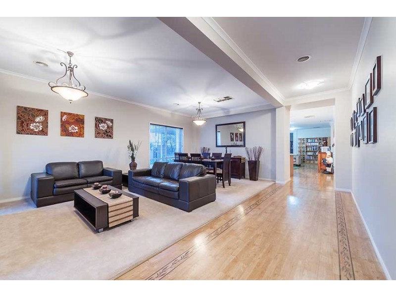 22 Tusmore Rise, Craigieburn VIC 3064