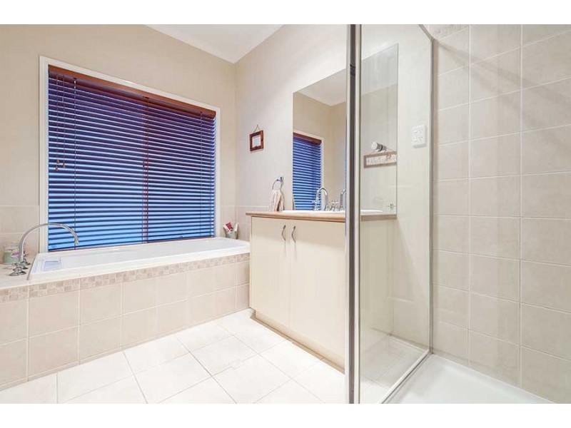 22 Tusmore Rise, Craigieburn VIC 3064