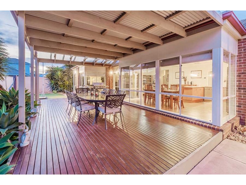 22 Tusmore Rise, Craigieburn VIC 3064