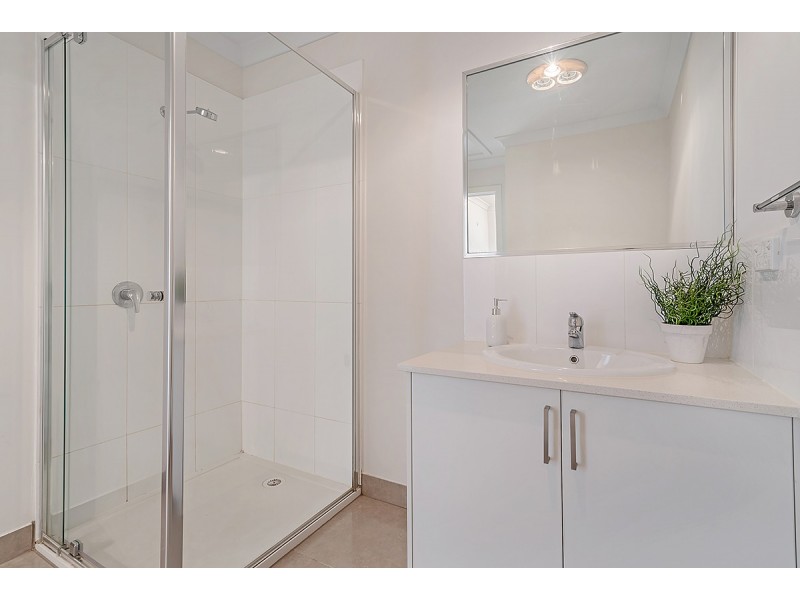82 Baronial Way, Craigieburn VIC 3064