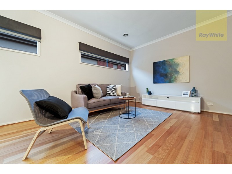 17 Westerfolds Loop, Craigieburn VIC 3064