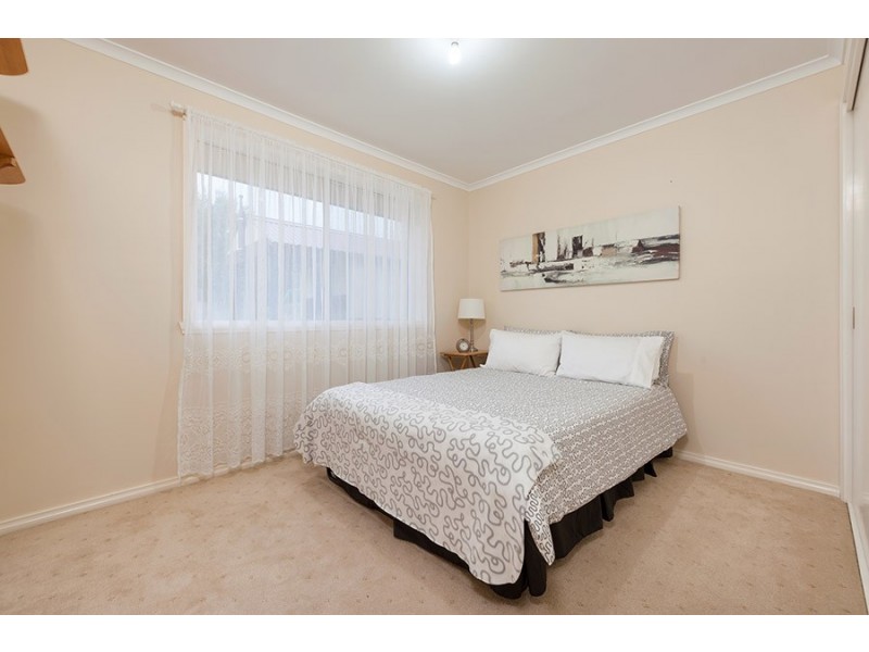 129 Hothlyn Drive, Craigieburn VIC 3064