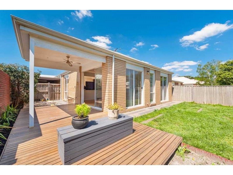 7 Grosvenor Square, Craigieburn VIC 3064