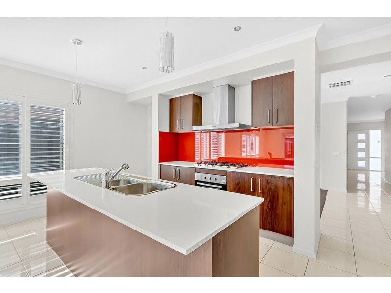 12 Rockwall Drive, Craigieburn VIC 3064