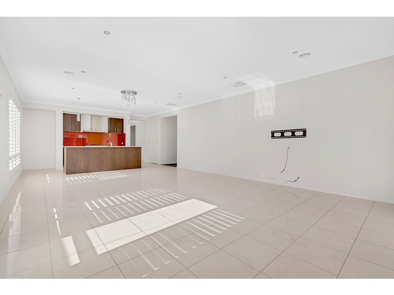 12 Rockwall Drive, Craigieburn VIC 3064