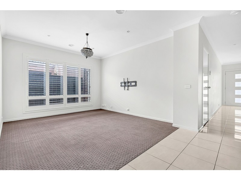 12 Rockwall Drive, Craigieburn VIC 3064