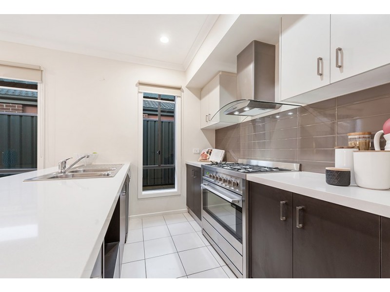 67 Gateshead Street, Craigieburn VIC 3064