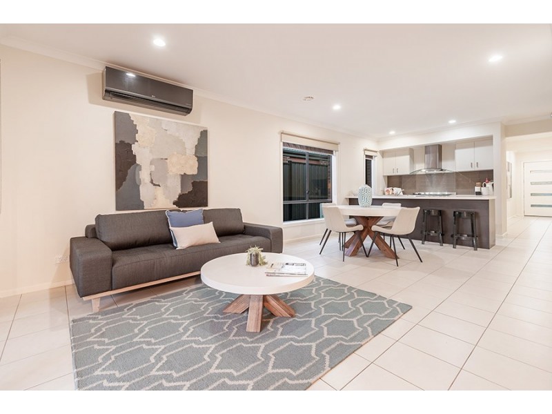 67 Gateshead Street, Craigieburn VIC 3064