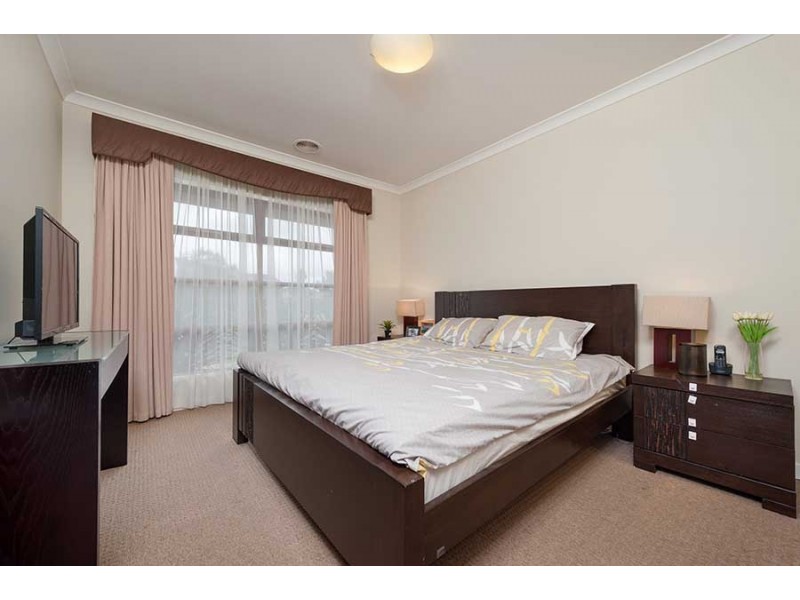 55 Serenity Way, Craigieburn VIC 3064