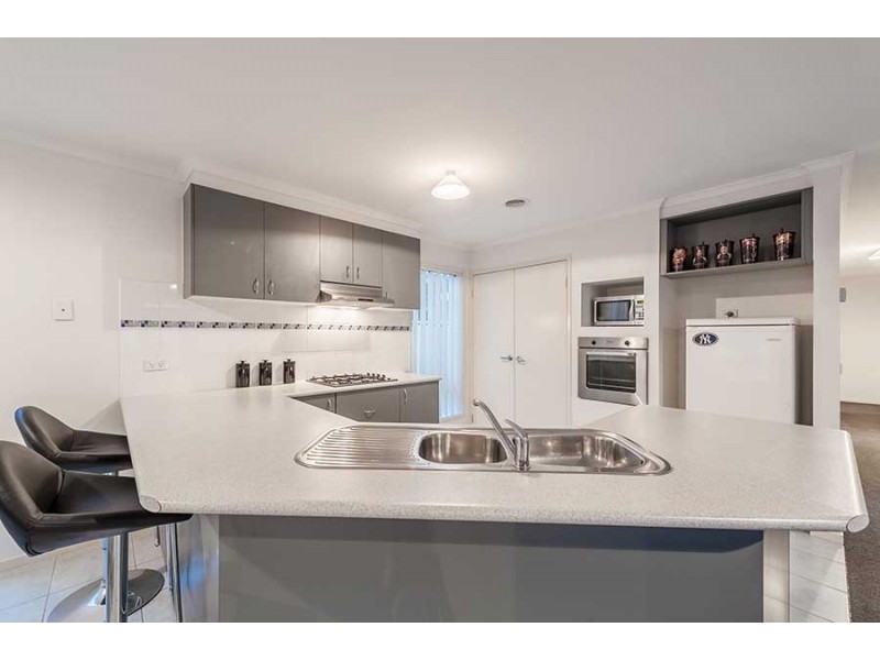 5 Valhalla Place, Craigieburn VIC 3064