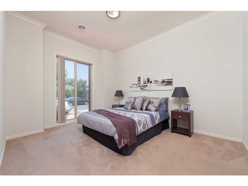 30 Ebony Circuit, Craigieburn VIC 3064