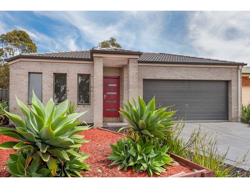 14 Chelmsford Court, Craigieburn VIC 3064