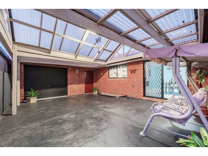 10 Edgecombe Way, Roxburgh Park VIC 3064