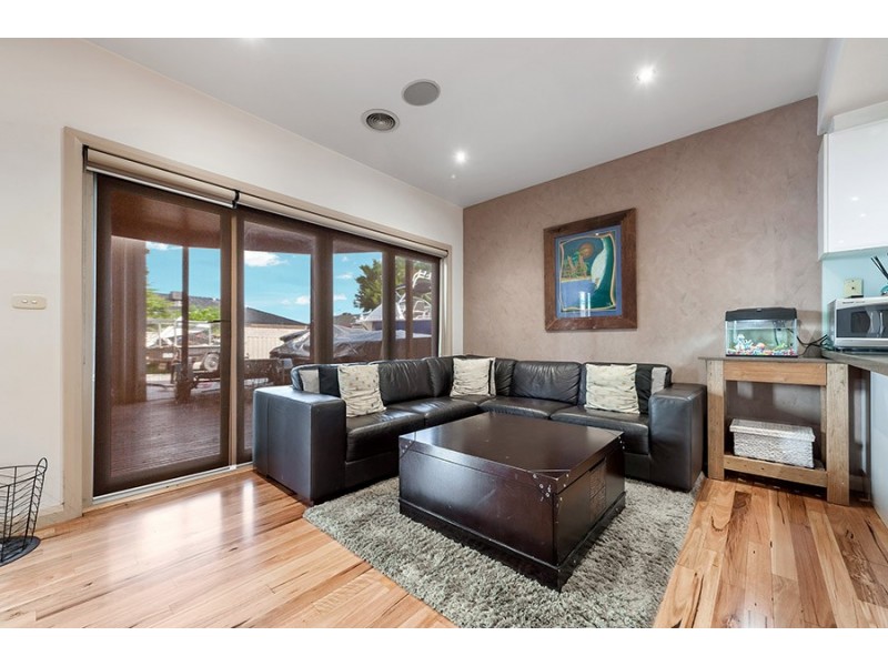 5 Creekwood Drive, Craigieburn VIC 3064