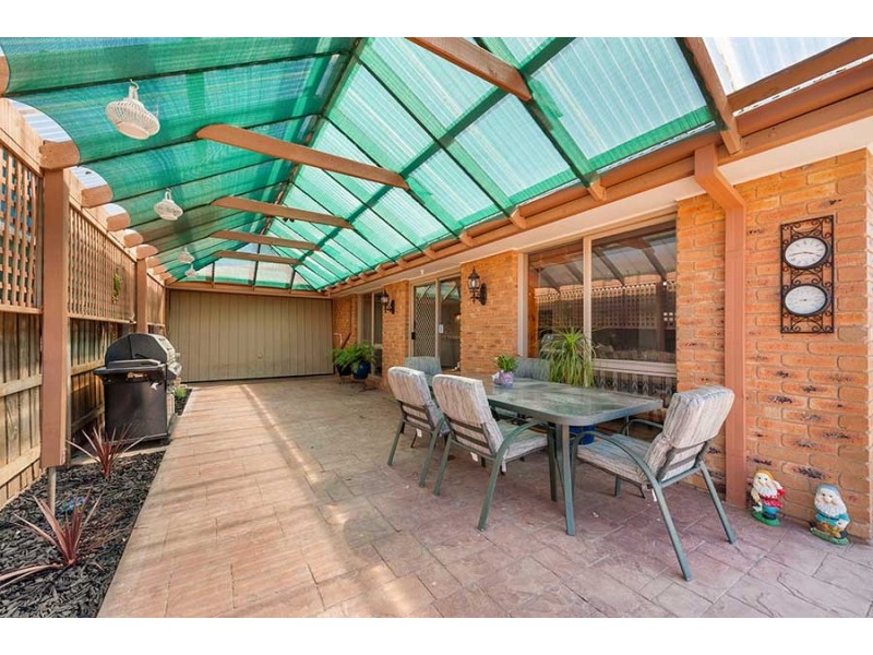 6 Bampton Mews, Craigieburn VIC 3064