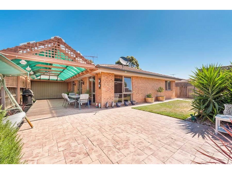 6 Bampton Mews, Craigieburn VIC 3064