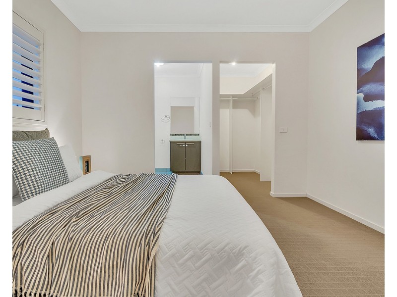 48 Moor Park Drive, Craigieburn VIC 3064