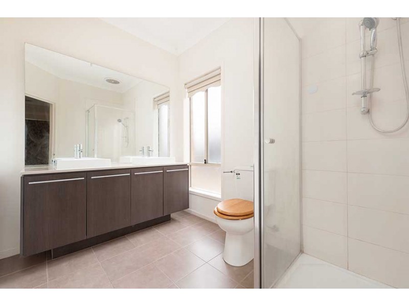 31 Cleveland Drive, Craigieburn VIC 3064