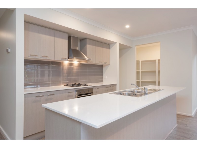 19 Ambrosia Way, Beveridge VIC 3753