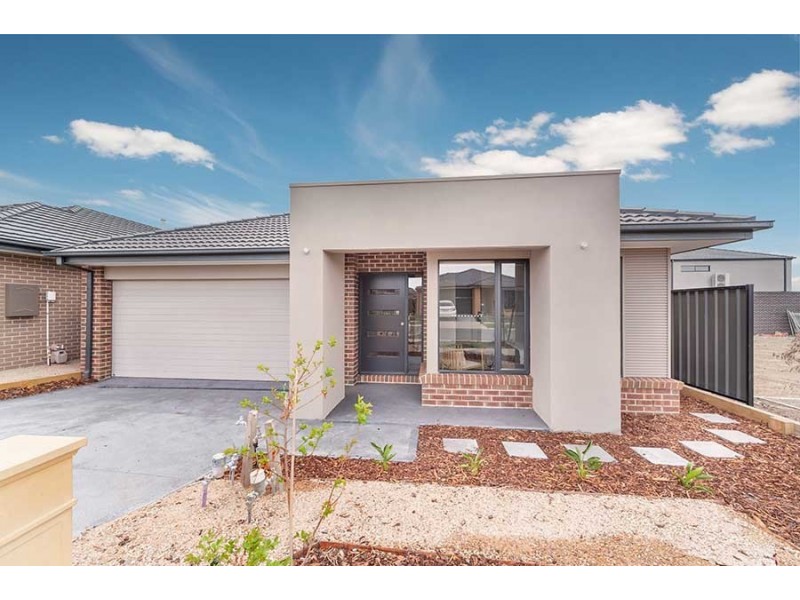 9 Cardigan Street, Craigieburn VIC 3064
