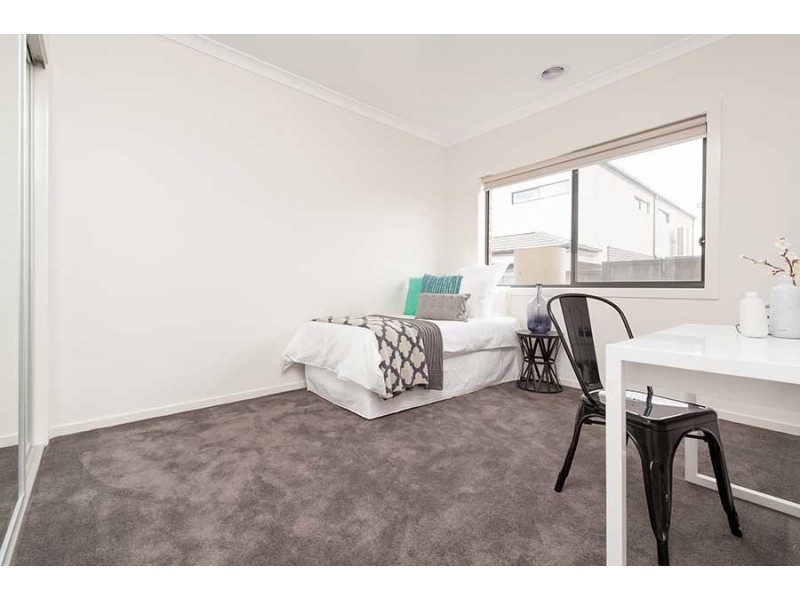 9 Cardigan Street, Craigieburn VIC 3064