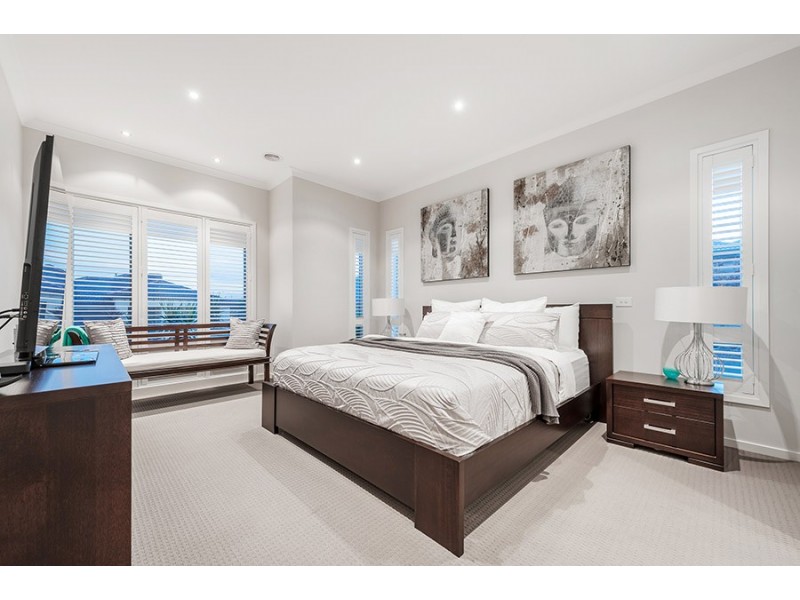 32 Cradle Mountain Drive, Craigieburn VIC 3064