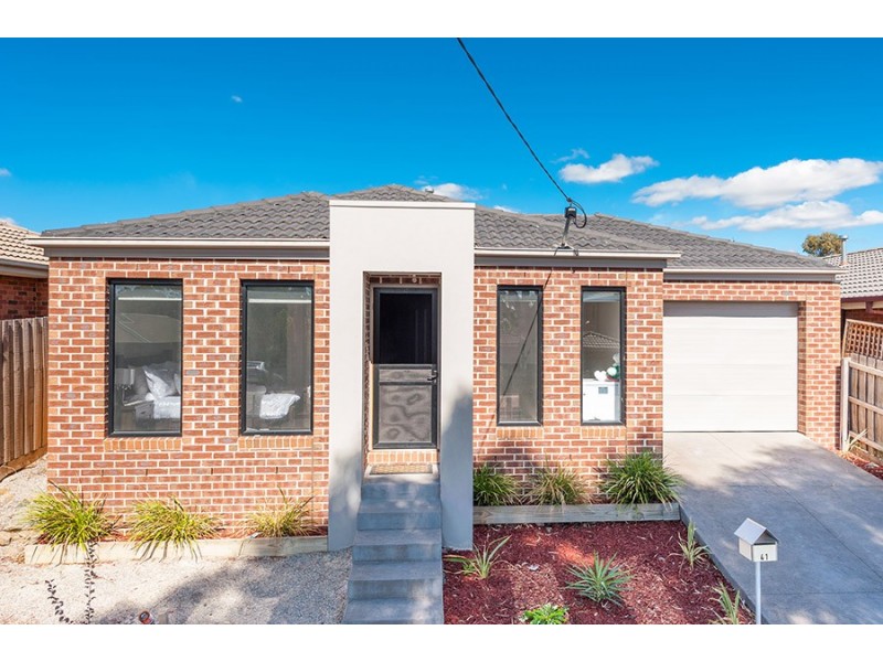 41 Axminster Drive, Craigieburn VIC 3064