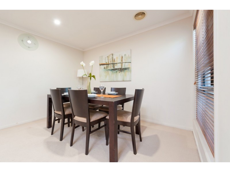 11 Eastwood Place, Craigieburn VIC 3064