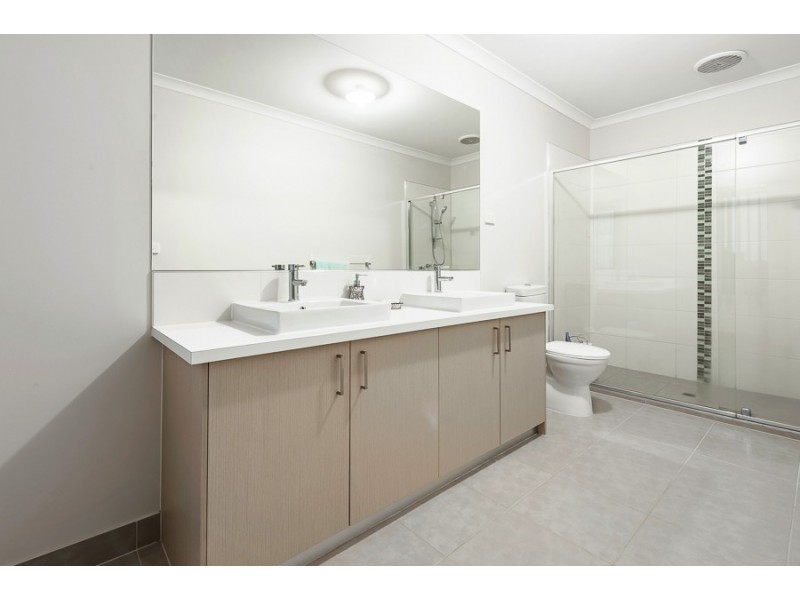 58 Daymar Circuit, Craigieburn VIC 3064