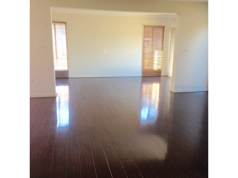 2 Moffat Drive, Lalor VIC 3075