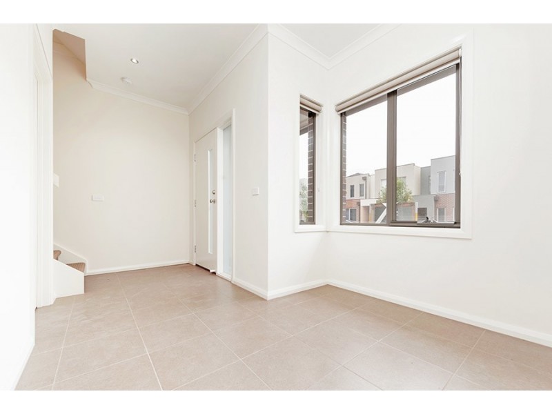 48 Brunswick Crescent, Craigieburn VIC 3064