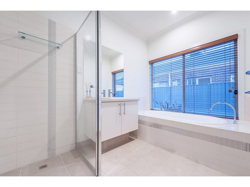 9 Belair Close, Craigieburn VIC 3064