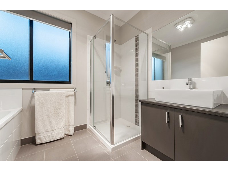 15 Powell Street, Craigieburn VIC 3064
