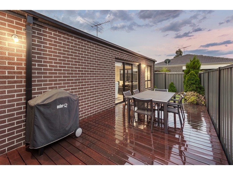 15 Powell Street, Craigieburn VIC 3064