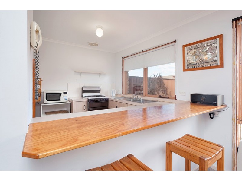 11 Silverton Court, Craigieburn VIC 3064