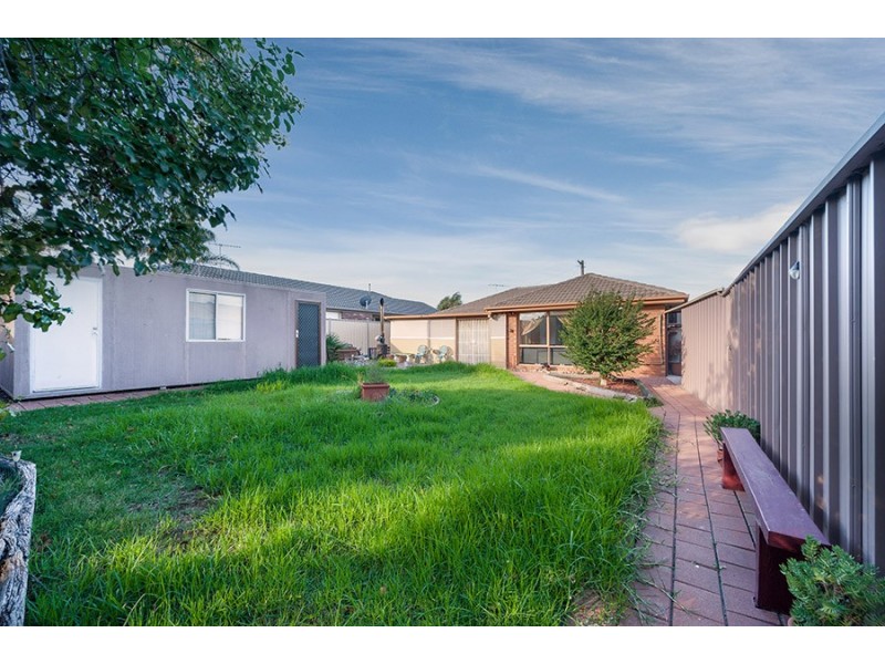 11 Silverton Court, Craigieburn VIC 3064