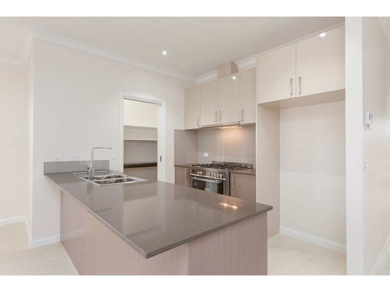 8 Willsmere Way, Mickleham VIC 3064