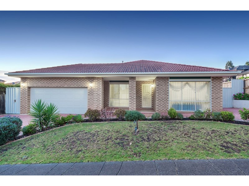 18 Grandview Boulevard, Craigieburn VIC 3064