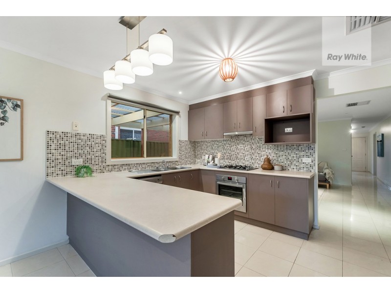 9 Hurlingham Way, Craigieburn VIC 3064