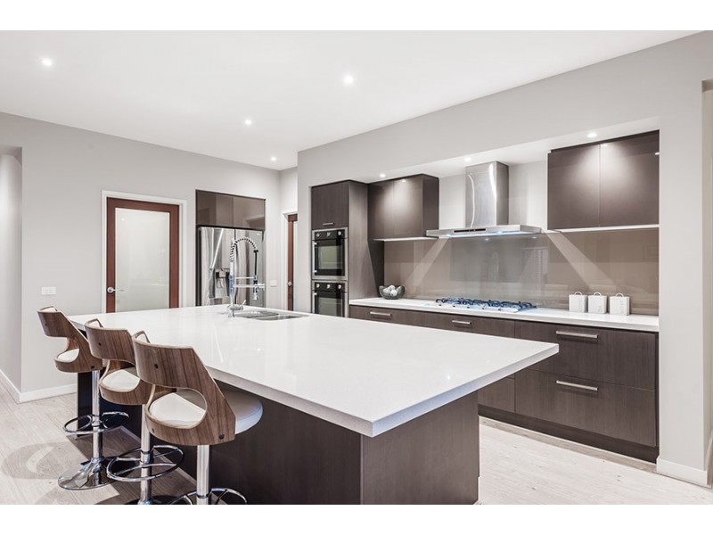 50 Baronial Way, Craigieburn VIC 3064