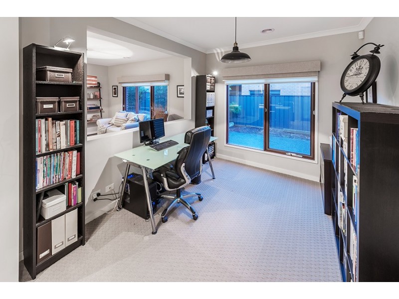 50 Baronial Way, Craigieburn VIC 3064