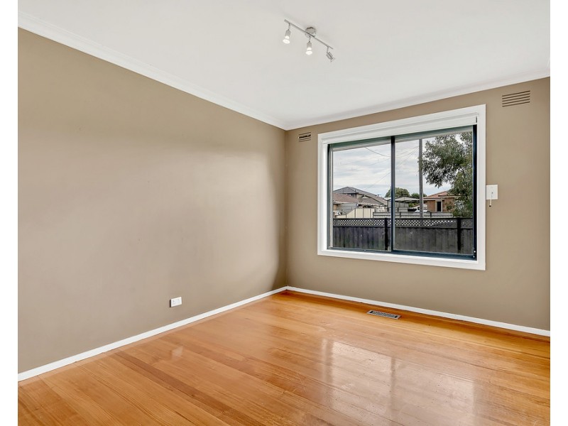 2 Keysborough Street, Craigieburn VIC 3064