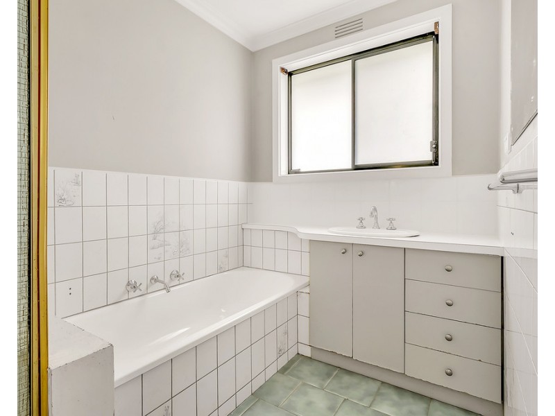 2 Keysborough Street, Craigieburn VIC 3064