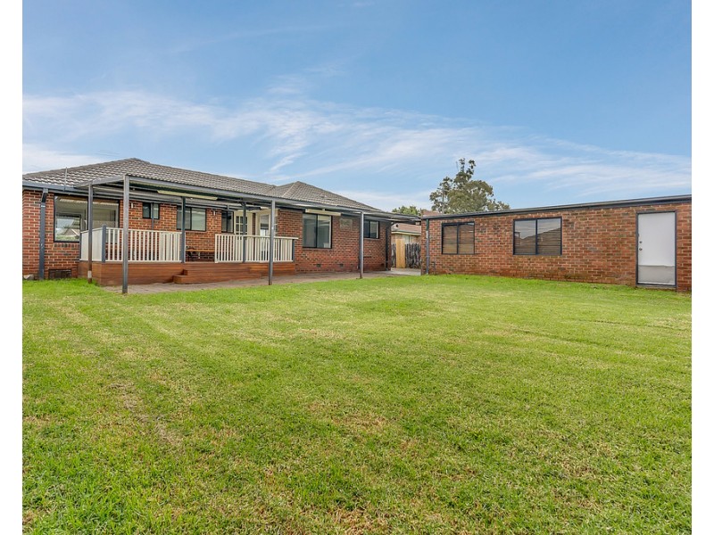 2 Keysborough Street, Craigieburn VIC 3064