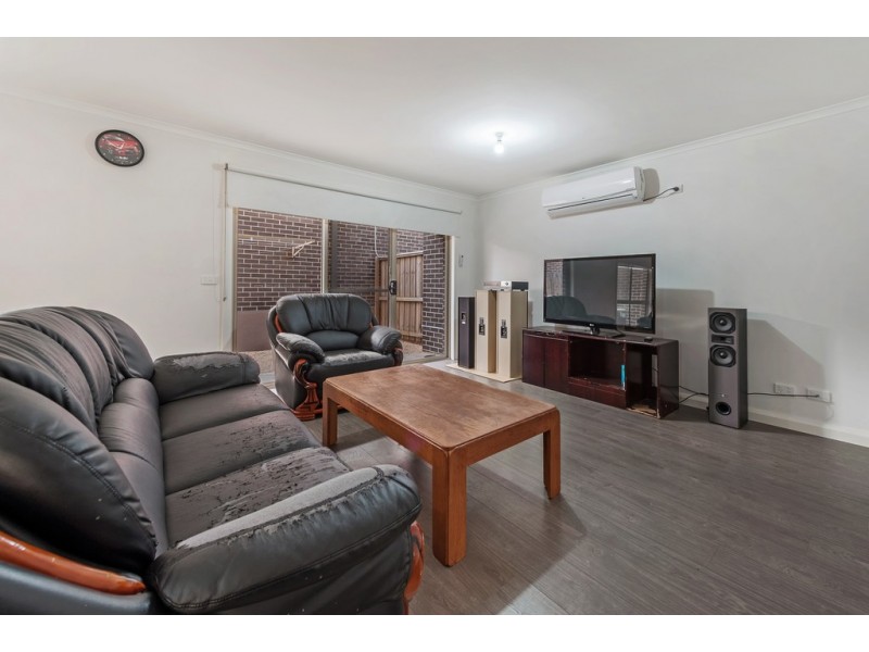 34 Windrock Avenue, Craigieburn VIC 3064